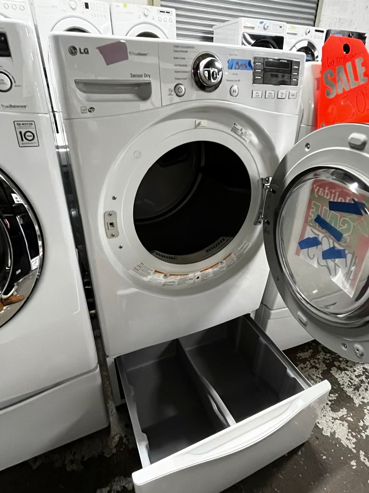 🎄Holiday Sale 🎁LG front load washer & dryer set GAS large capacity with pedestals stainless steel drum - in white 27” #WD85399B