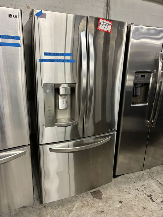 LG French door Refrigerator stainless steel w/ ice water dispenser 33" #RF29H7B