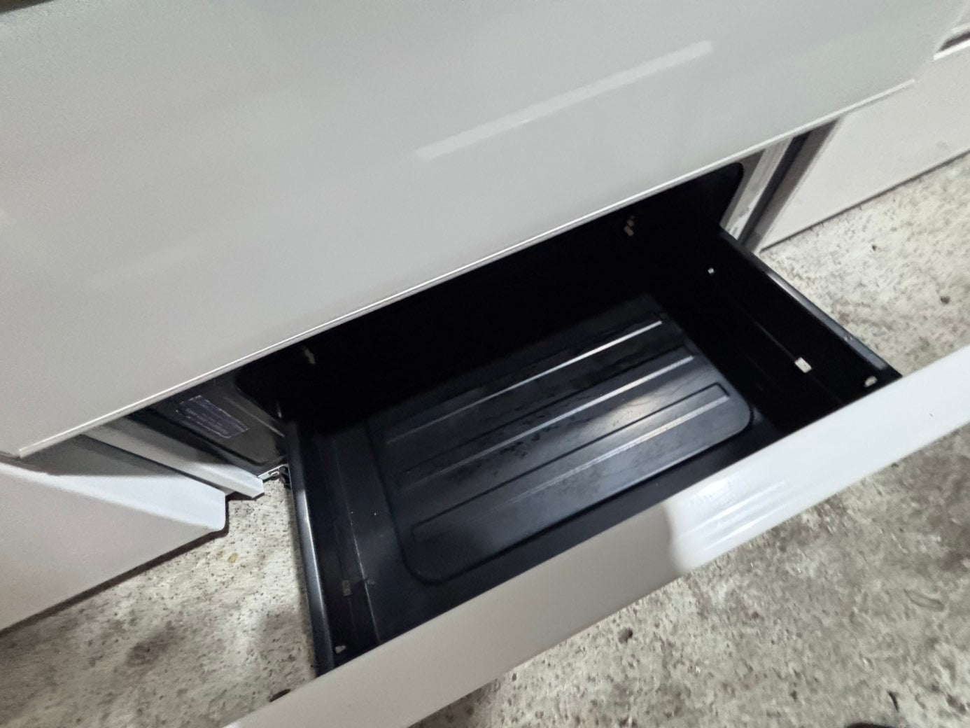 >*special 🔥Frigidaire electric 220v glass top range bake Broil roast self clean white  30" used-Refurbished #FEW911B