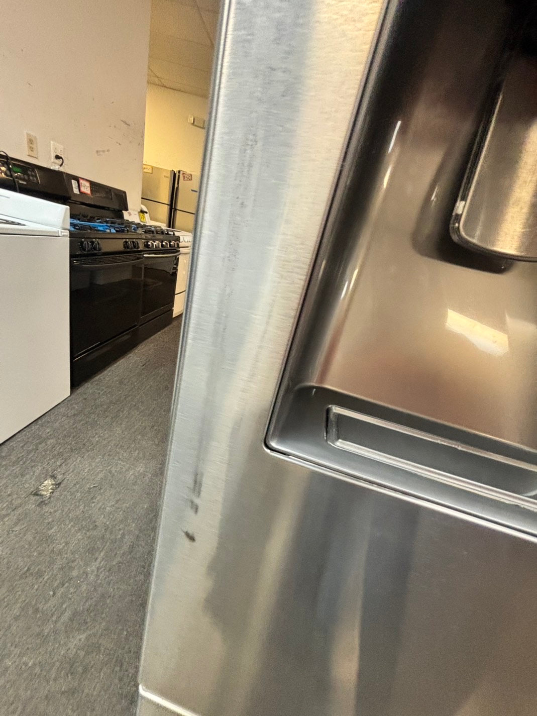 * Samsung French door Refrigerator stainless steel w/ ice water dispenser 36" counter-depth  #RF60CL