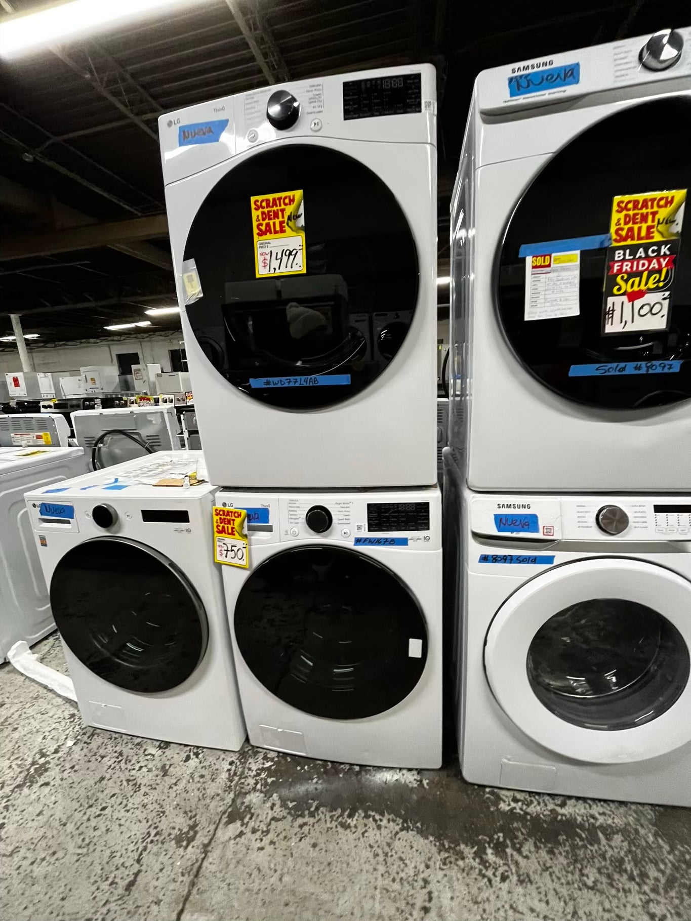 -Open Box 📦 Scratch & Dent 4.5 cu. ft. Ultra Large Capacity Front Load Washer - White WM4000HWA & 7.4 cu. ft. Large Capacity Front Load Electric Dryer - White DLEX4000W Set / stock number #WD7714AB
