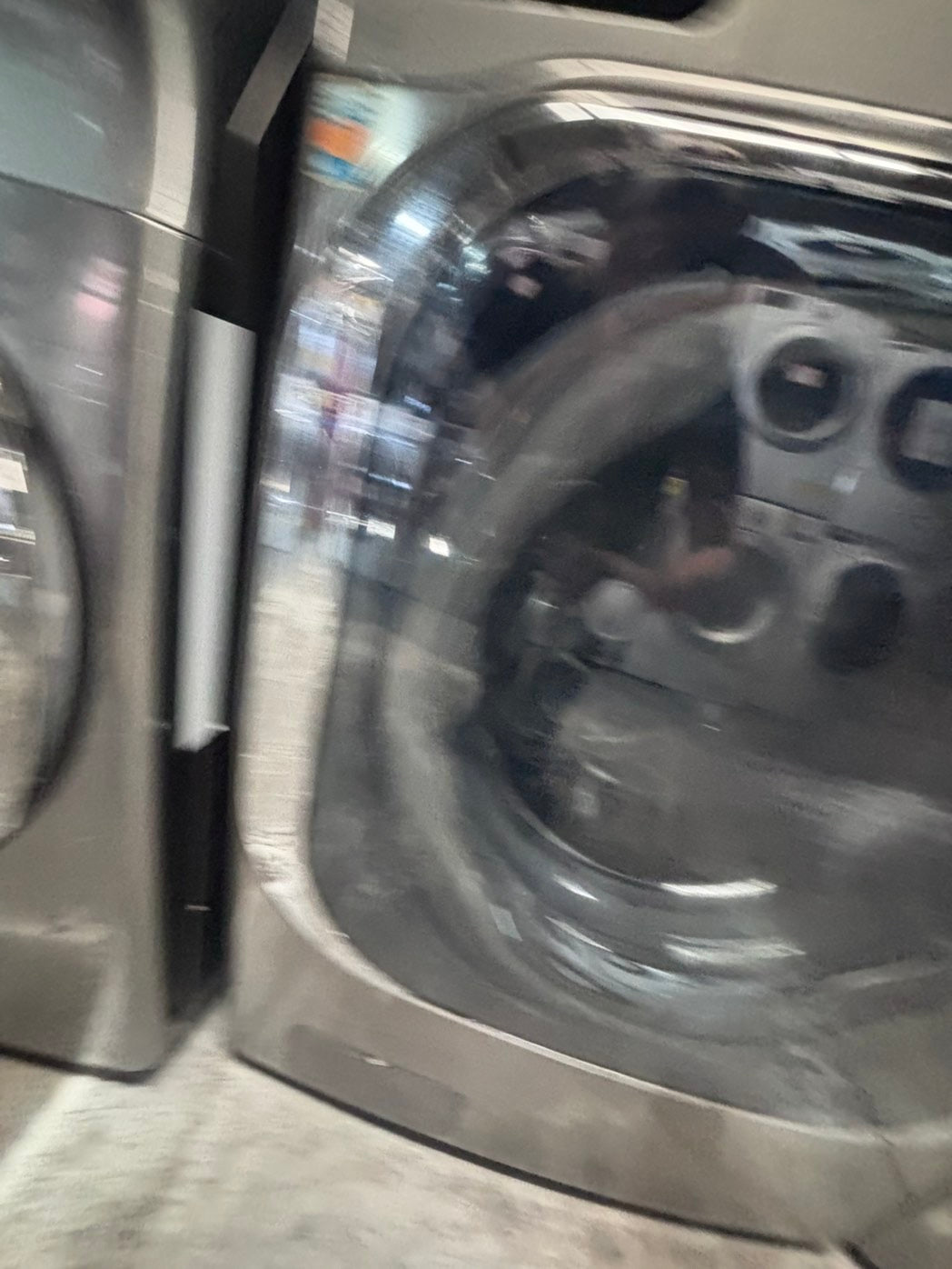 >*used great condition 29”refurbished LG steam washer & dryer set electric front load jumbo size stackable or side by side stainless steel drum 29" #WEX5S9B