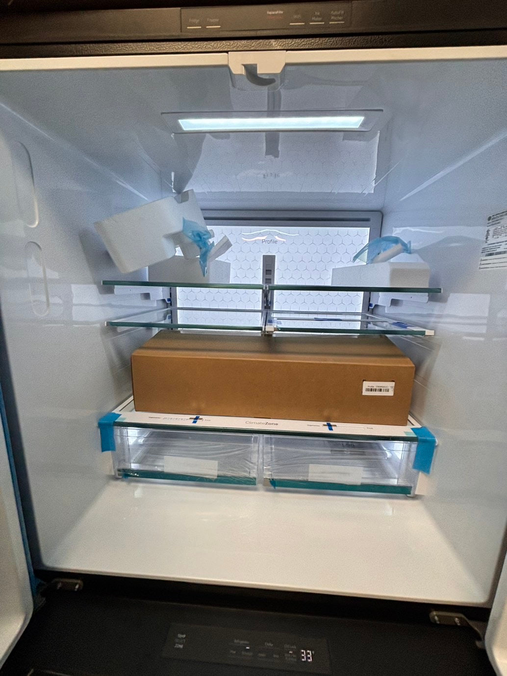 >Special 🎈3pc. Combo new open box  -french door 4-doors refrigerator GE 36” w/ice maker & water dispenser inside ,costumer return gas range five burners Airfry  & new open box over the range microwave GE #RFGAX3PC