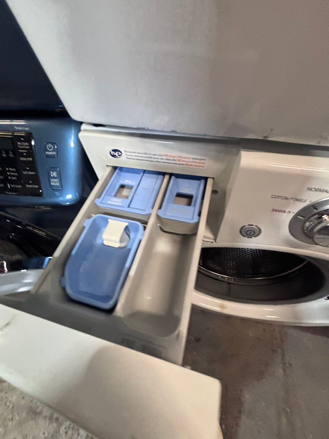 } special🎉LG  washer & dryer set electric 220v front load stackable or side by side - sensor dry , working 💯  with warranty , in white color   #SPM16SET
