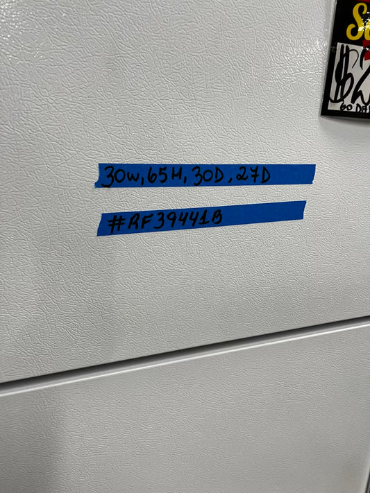 * π Black Friday β‘οΈ Kenmore top freezer refrigerator in white no ice maker 30" #RF39441B