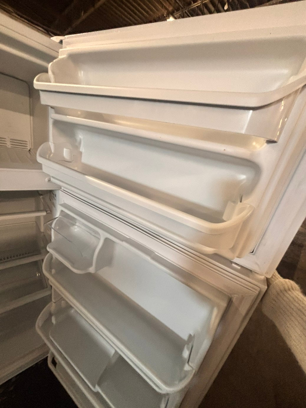 >sale🎈Kenmore 30”18cu.ft -top freezer refrigerator white color              -used refurbished 30” #P2RW6B