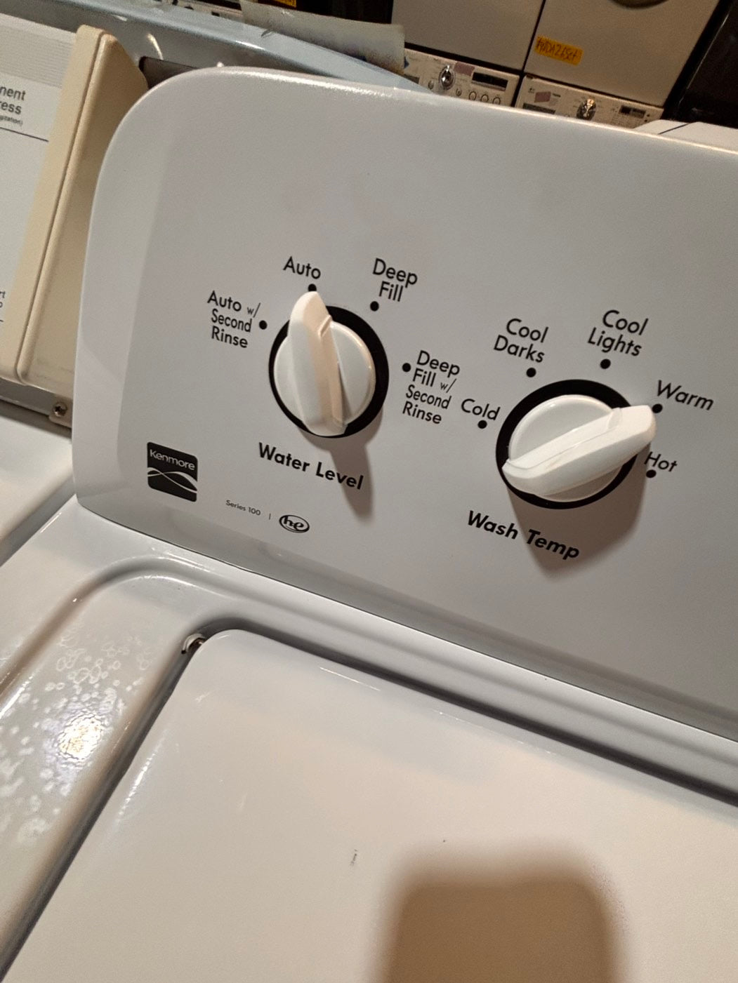 >*Kenmore Top load washing machine w agitator 27" in good condition,used like new -Refurbished #WTKV43B