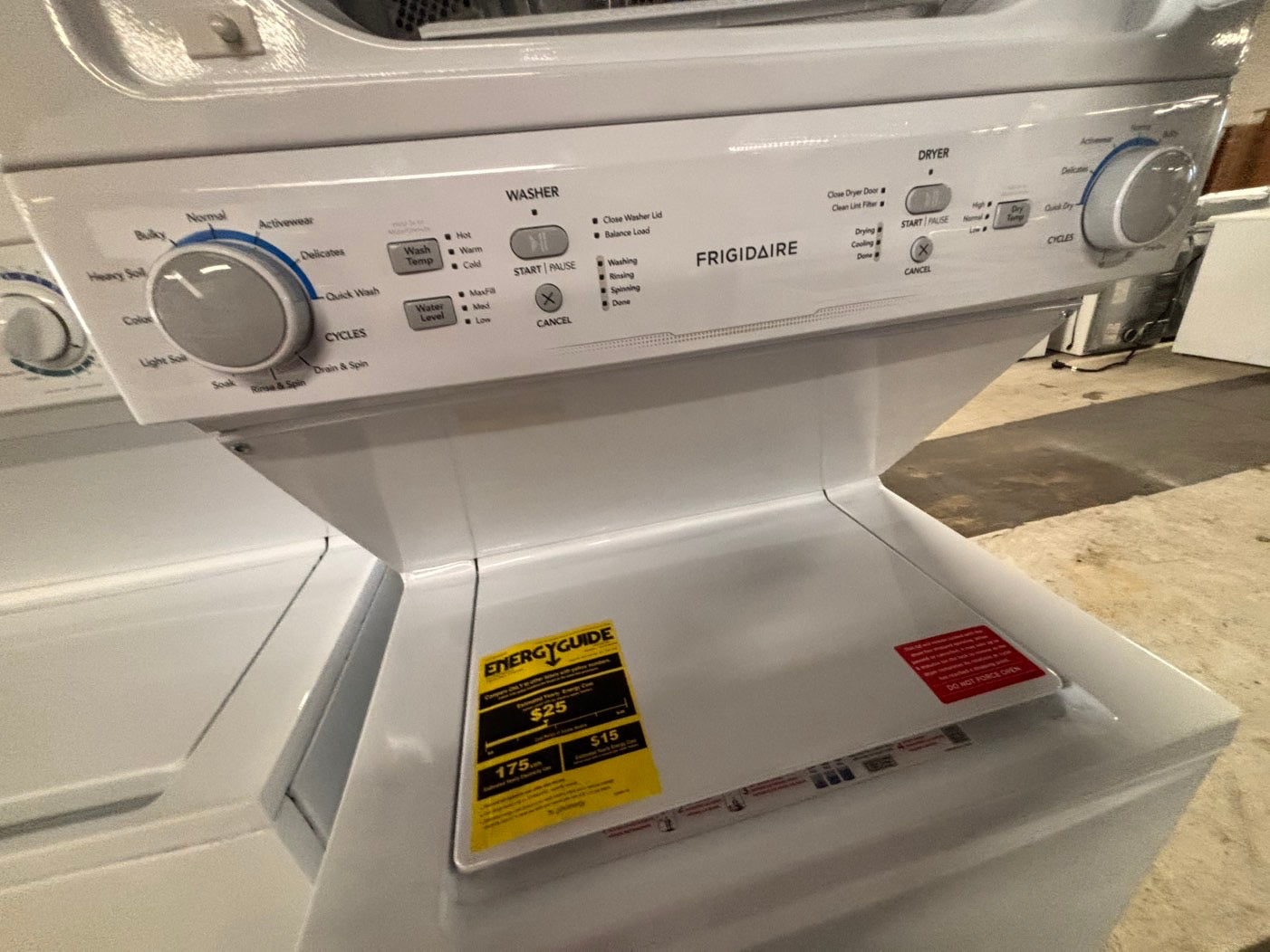 >new open box 📦 Frigidaire stacked laundry center Electric 220v washer & dryer unit in white 27" #LWR28B