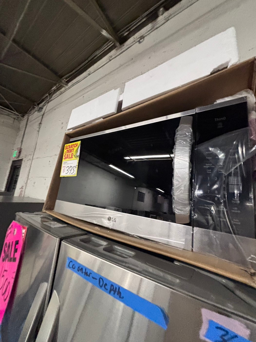 >special 3pc. Combo =LG French door Refrigerator counter depth  w/ ice water dispenser 36",gas stove 5 burners & new the range microwave all same brand  #ARF31B3PC