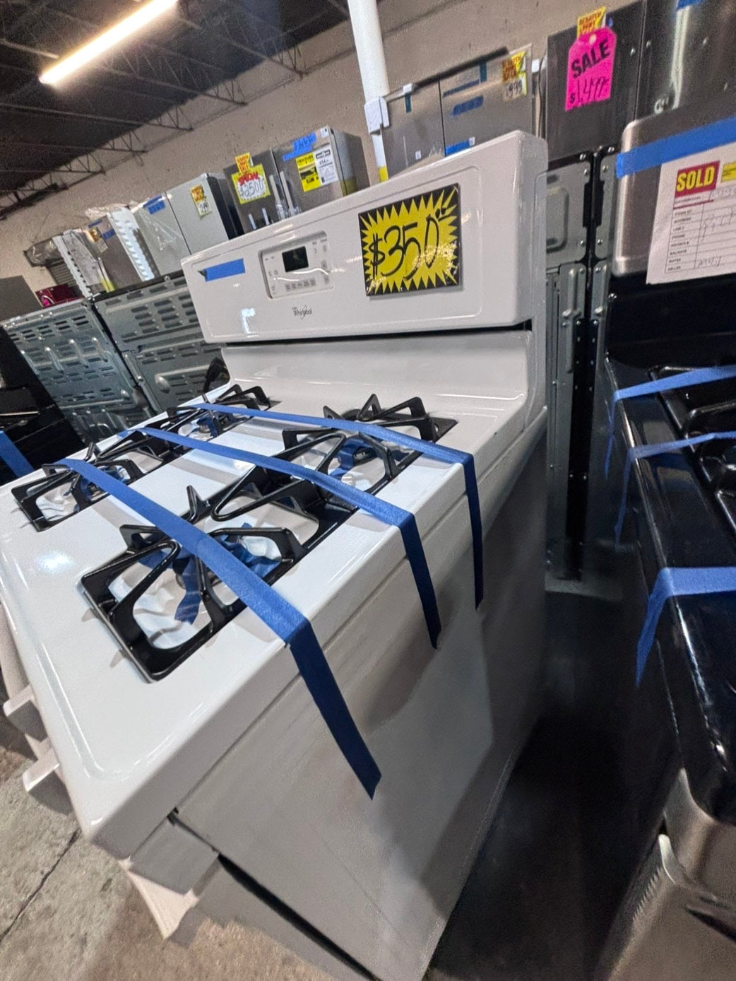 >whirlpool Gas range 4 burner bake broil Hi/Lo self clean in  white used-Refurbished 30” #WG3PR2B