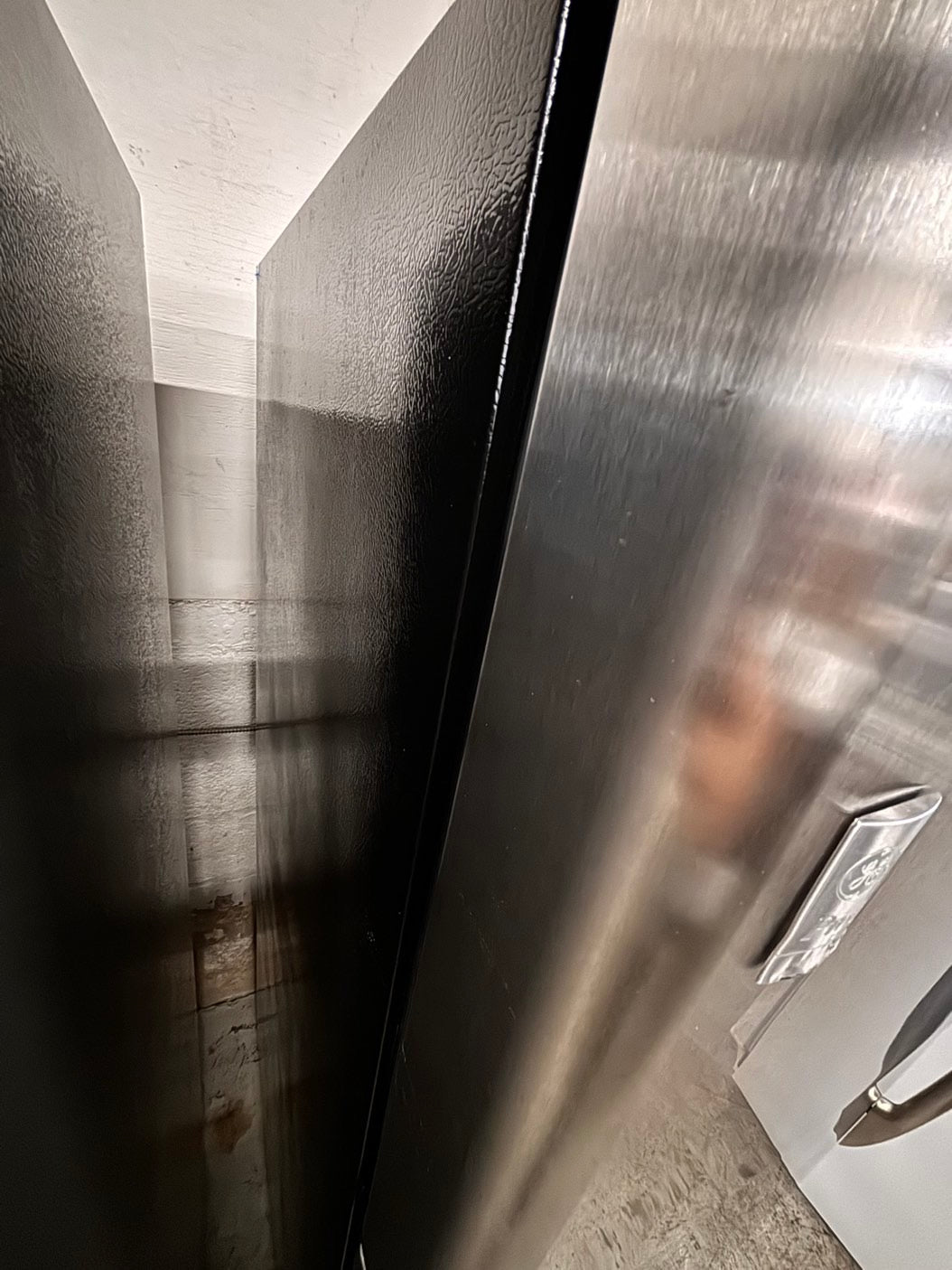 >GE  33” Top freezer fridge   ,stainless steel. used-refurbished #RG41T2B