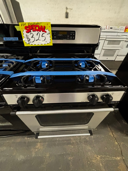 GE Gas range 4 burner bake broil hi/lo self clean in stainless steel & back used- Refurbished 30" #GRB43B