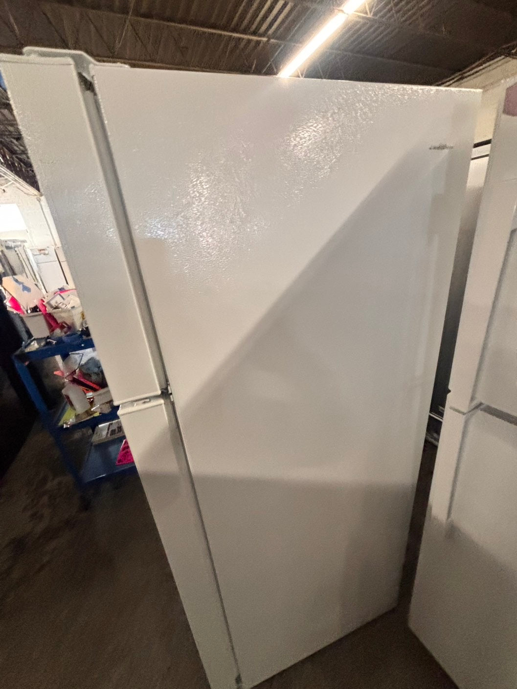 >28”Ge top freezer fridge white used-refurbished #ZZFL81B
