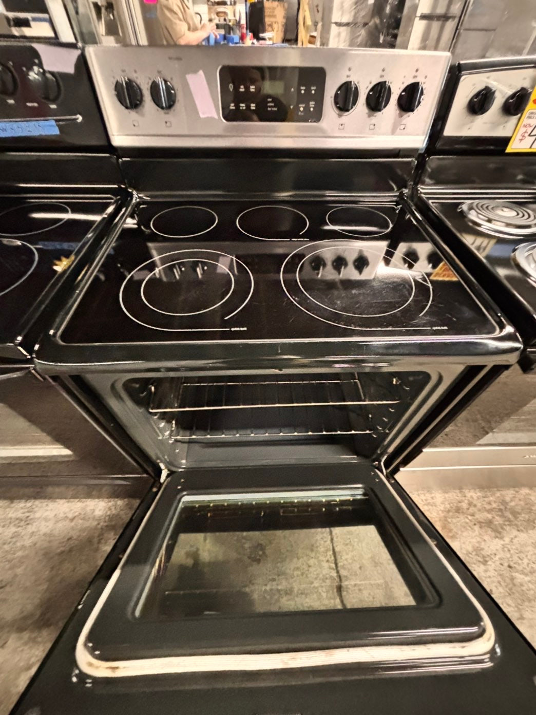 >🎈SALE🔥frigidaire Glass Top electric stove  bake /broil 5 burner convection oven,Self clean 30” stainless steel stove ,used-Refurbished   #EEF5ZAB