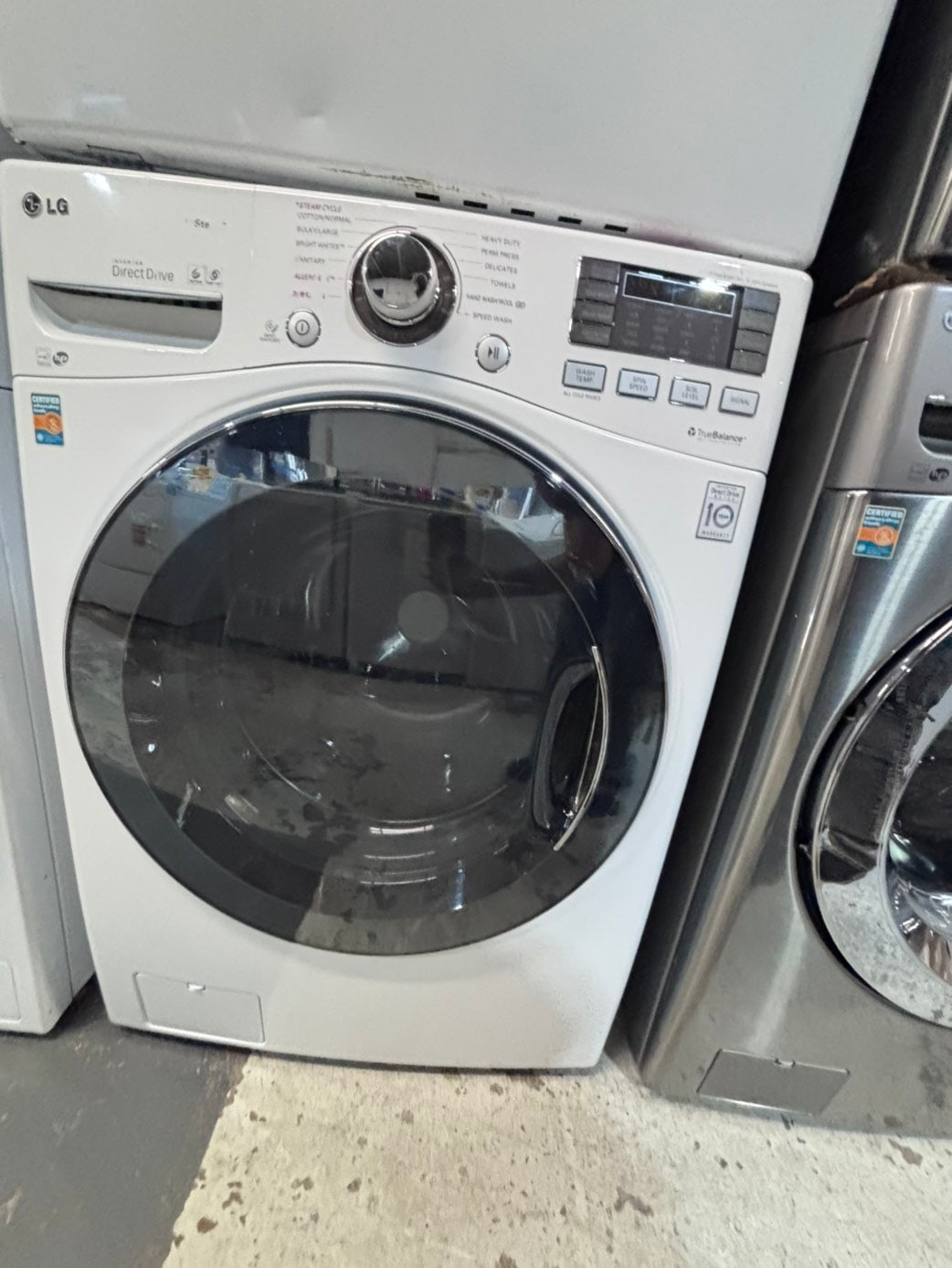 >*early July 4th special 🇺🇸LG washer & dryer set electric 220v front load stackable or side by side - sensor dry in white color #WWS2BSET