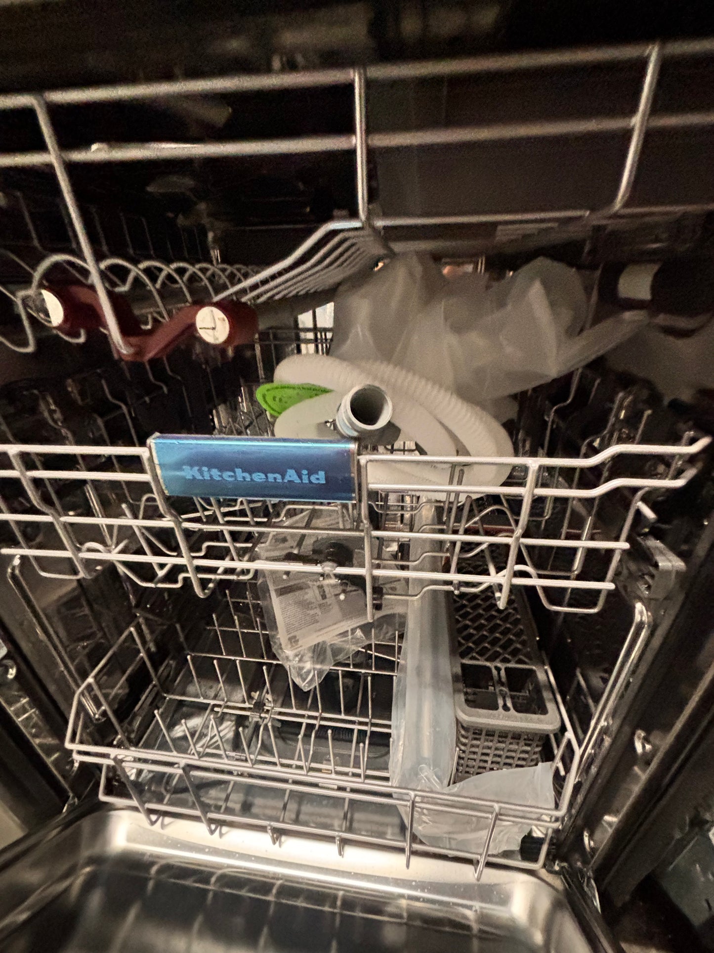 >24 in. KitchenAid - 360 Max
Jets Third Rack
Dishwasher with
Stainless Steel Third
Rack Wash Jets,                          model       number:KDTM804KPS   Stock number #KADW4H3B