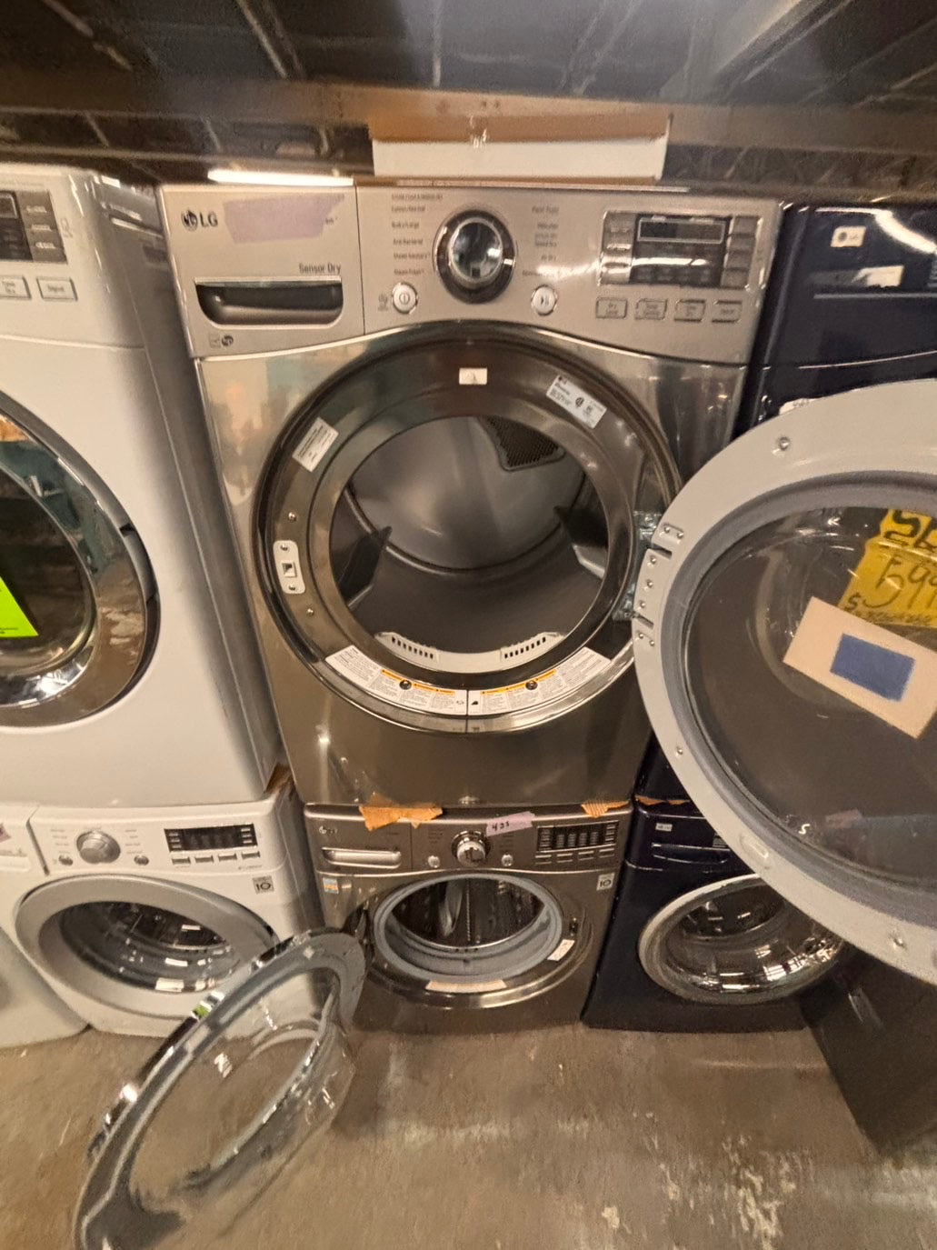 >*Used-great conditions refurbished LG steam washer 4.5cu ft & electric steam dryer 7.5 cu ft large capacity set electric 220v front load stackable or side by side - sensor dry He in silver-gray  #W9PU6SET