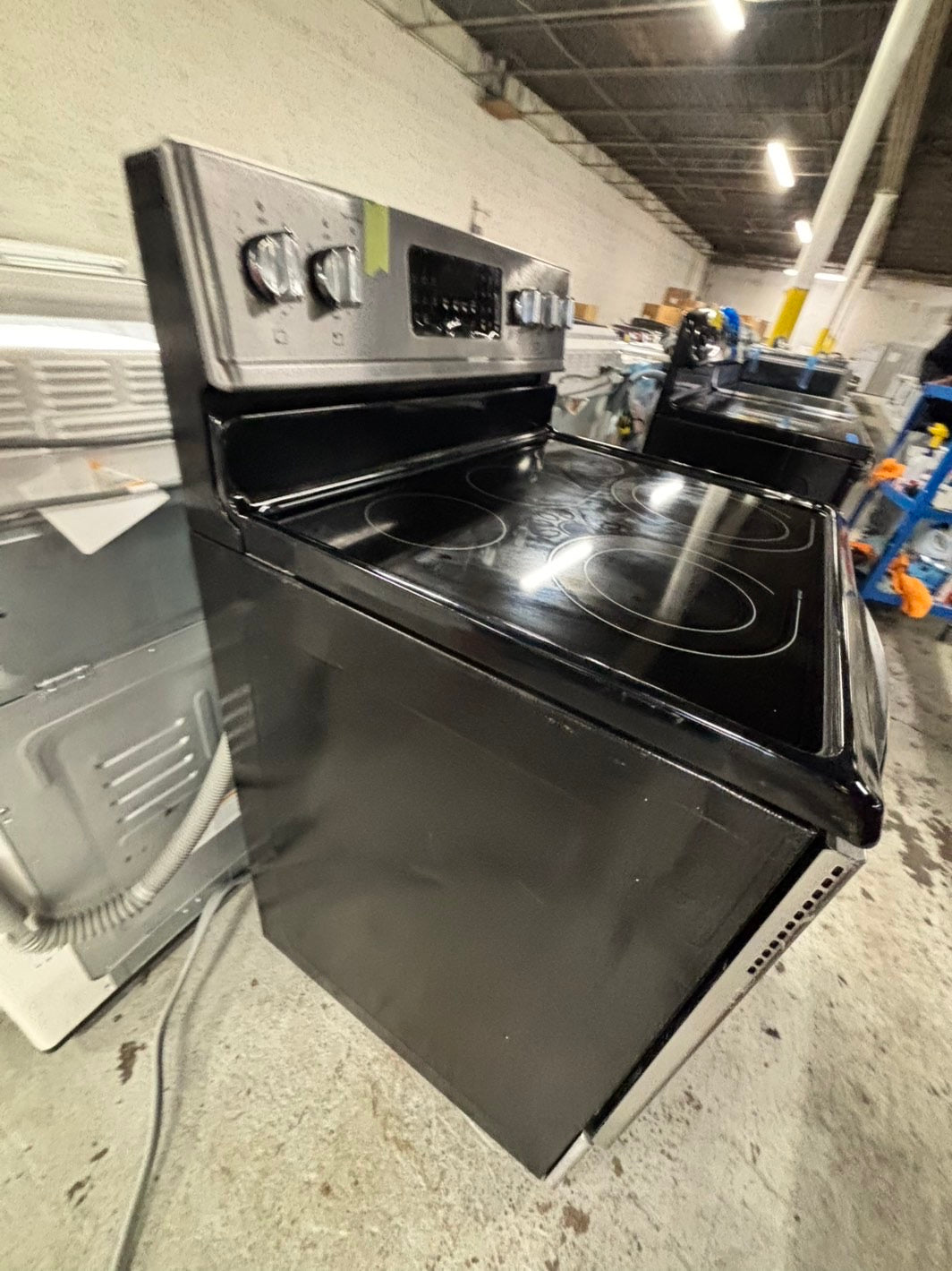 *Frigidaire glass top electric range 220v 5 burner convection oven -warm zone bake broil self clean Refurbished stainless steel fast boil 30" #EE3F1CB