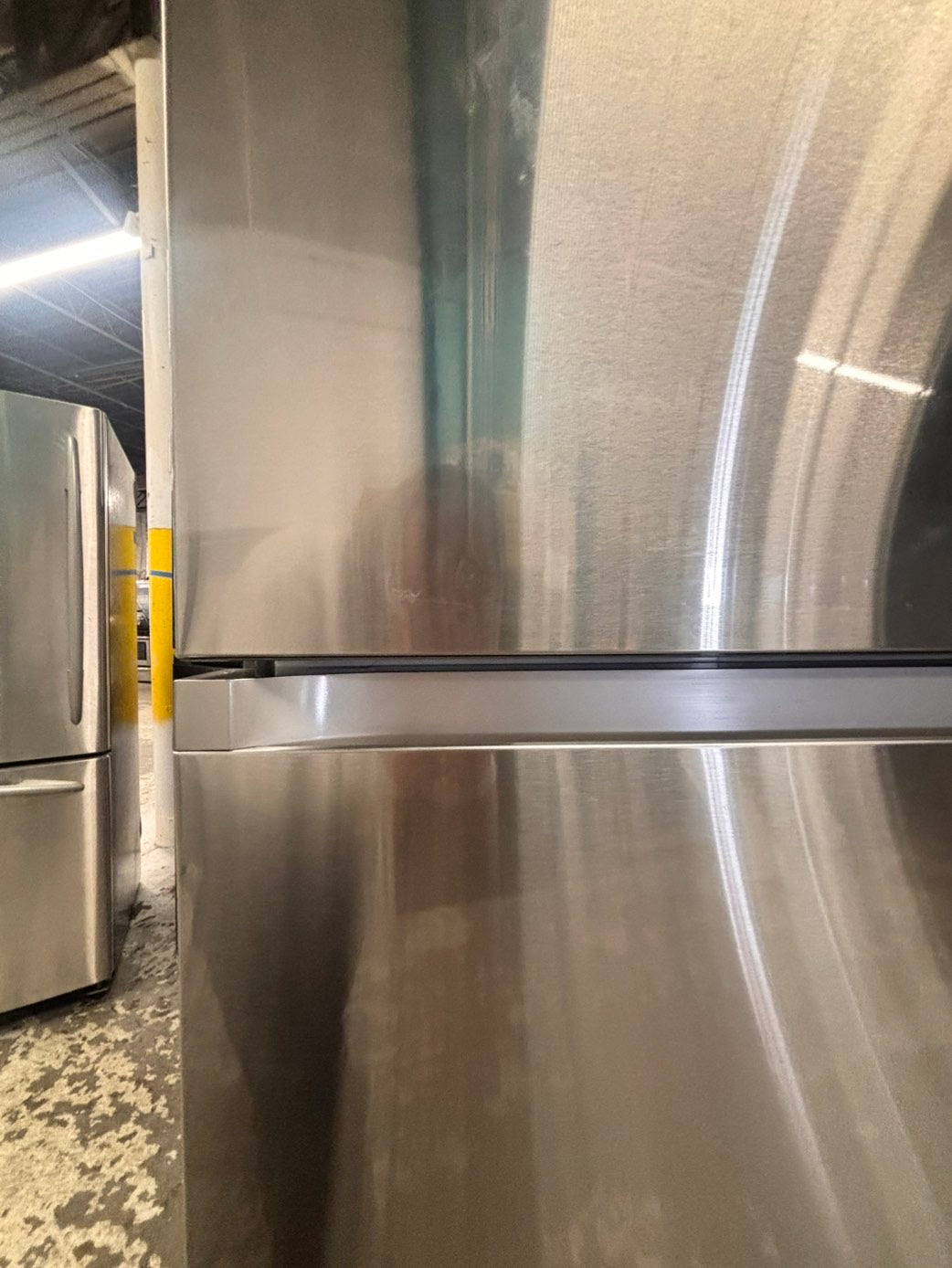 >29” samsung top freezer fridge stainless steel with ice maker inside used-refurbished #TRF8BL