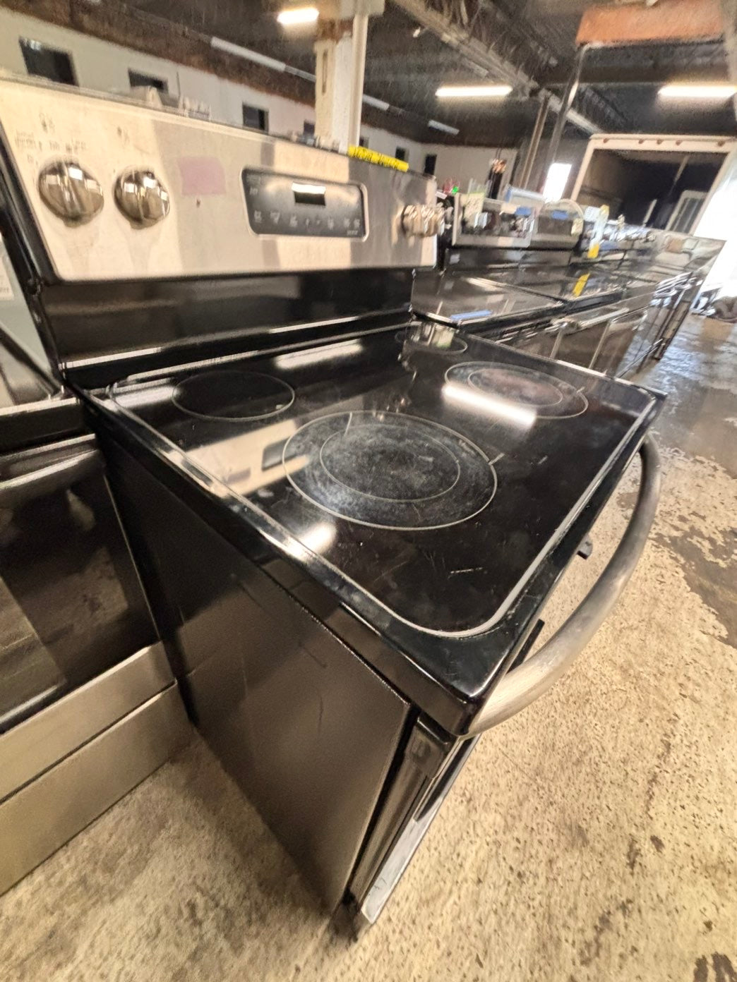>🎈SALE🔥GE Glass Top electric stove  bake /broil,Self clean 30” 4 burner ,stainless steel color,     used-Refurbished   #EEFZA9B
