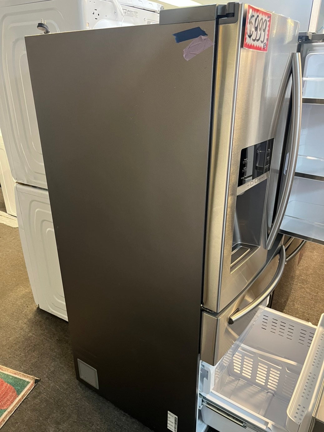 =•Samsung 33” wide 4-doors French door Refrigerator 33w x 69h 30”1/2depth. /stainless steel w/ ice water dispenser 33" #RFSMG338L