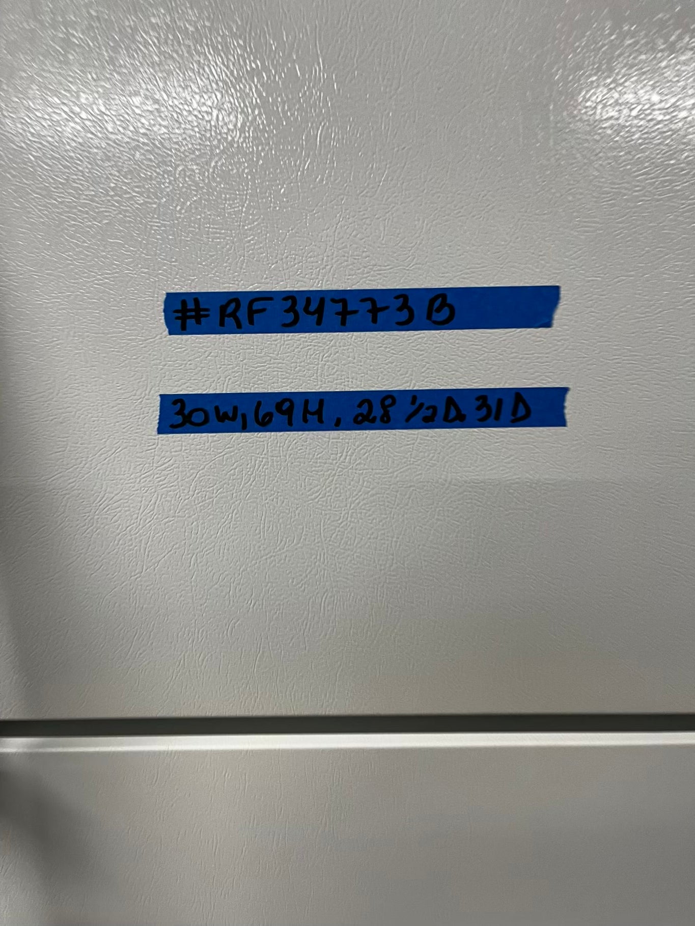 * Frigidaire top freezer refrigerator in white no ice maker 30" #RF34773B