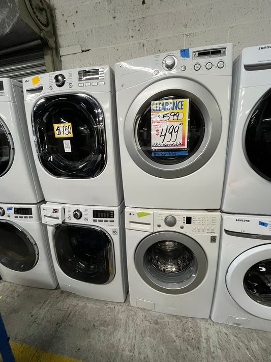 LG washer 4.5 cu ft & dryer 7.5 cu ft set electric 220v front load stackable sensor dry He in white #WD809RB