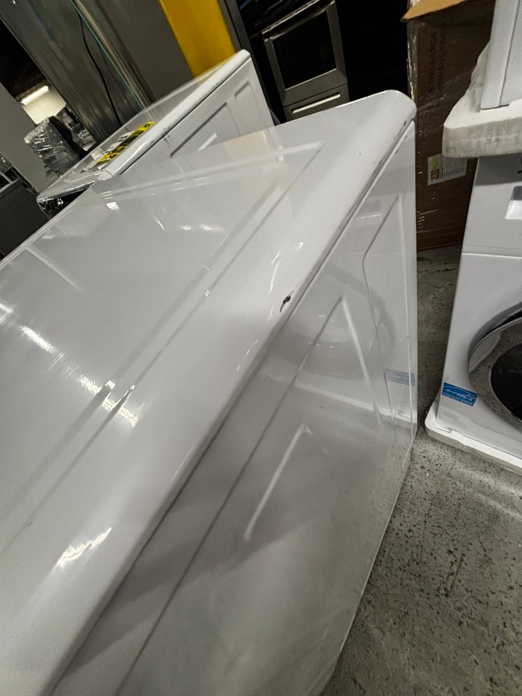 >Electrolux front load washer& dryer set large capacity energy start , steam   new scratch and dent #FLW77XB