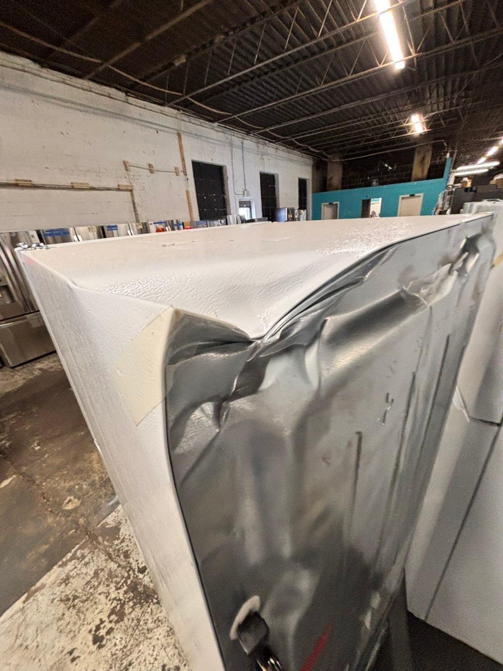 >Open box 📦 New scratch & dent Frigidaire 30” in. Top Freezer Refrigerator in white color  #RSD55B