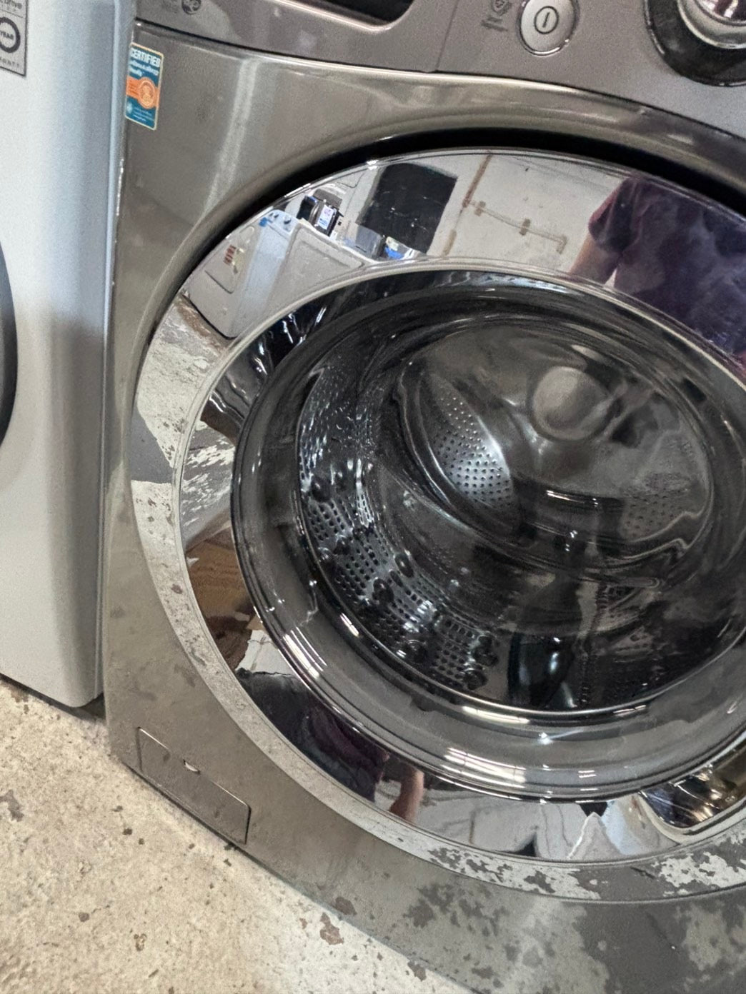 >*LG washer large capacity 4.5cu.ft front load stackable or side by side in gray #WEDS22BW