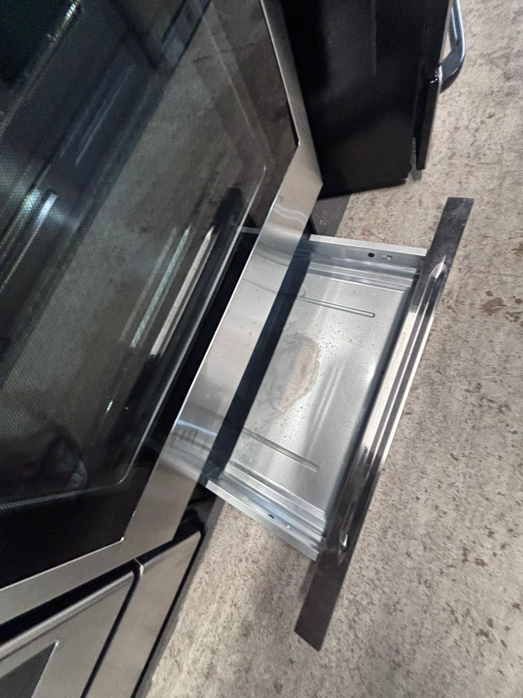 >>LG Gas range 5 burner convection oven bake ,broil Hi/Lo self clean in stainless steel used-Refurbished 30” #LGG5QB