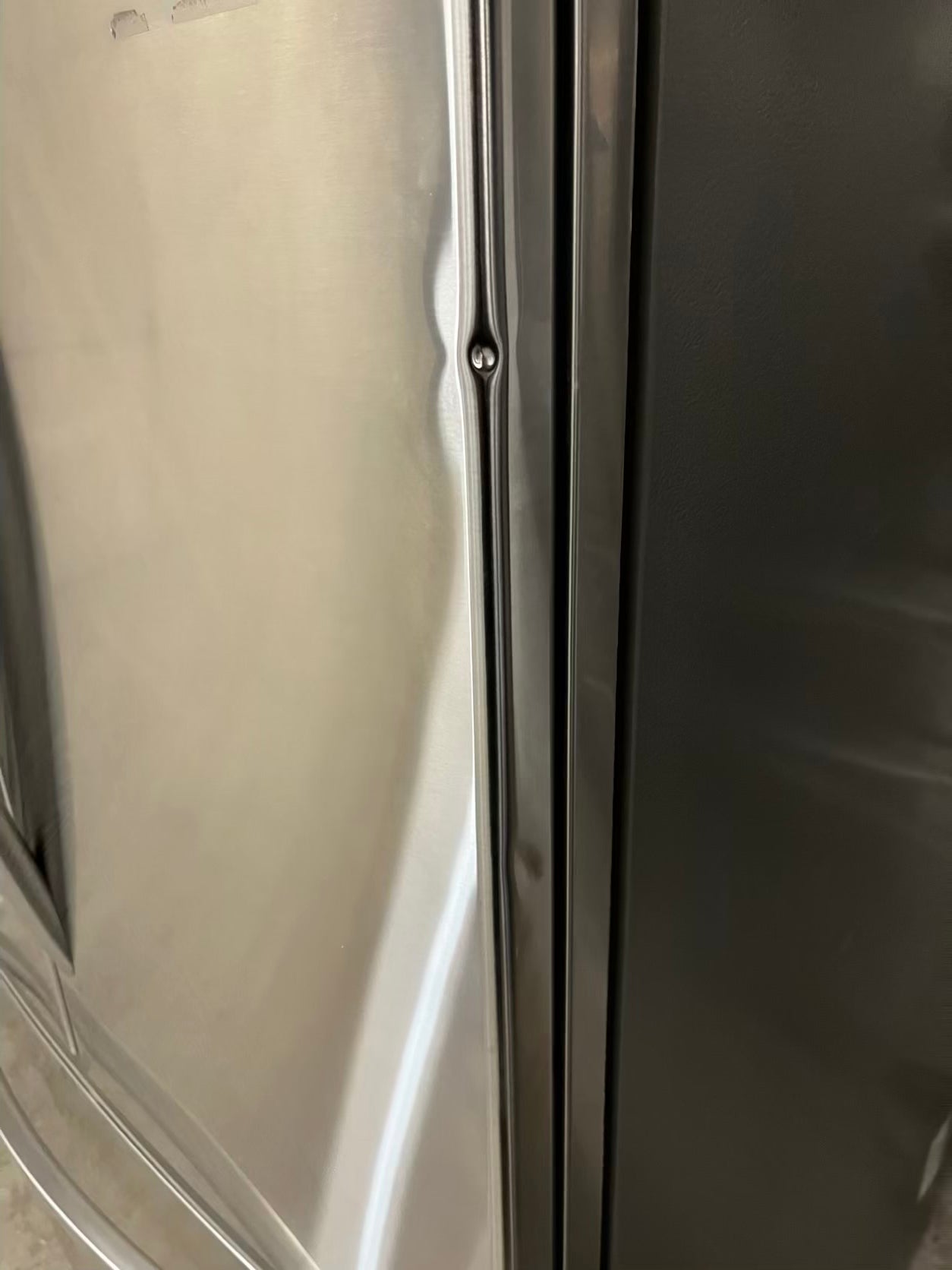 LG French door Refrigerator stainless steel Showcase w/ ice water dispenser 36" #RF53421B