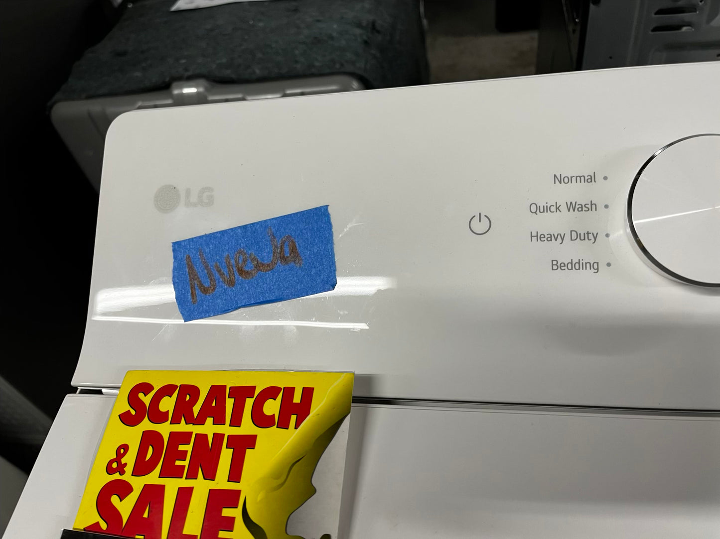 Open Box 📦 scratch & dent - LG High Efficiency 4.8 cu. ft. Mega Capacity Smart Top Load Washer with 4-Way® Agitator, EasyUnload™ & AI Sensing Stock number #WM339AB