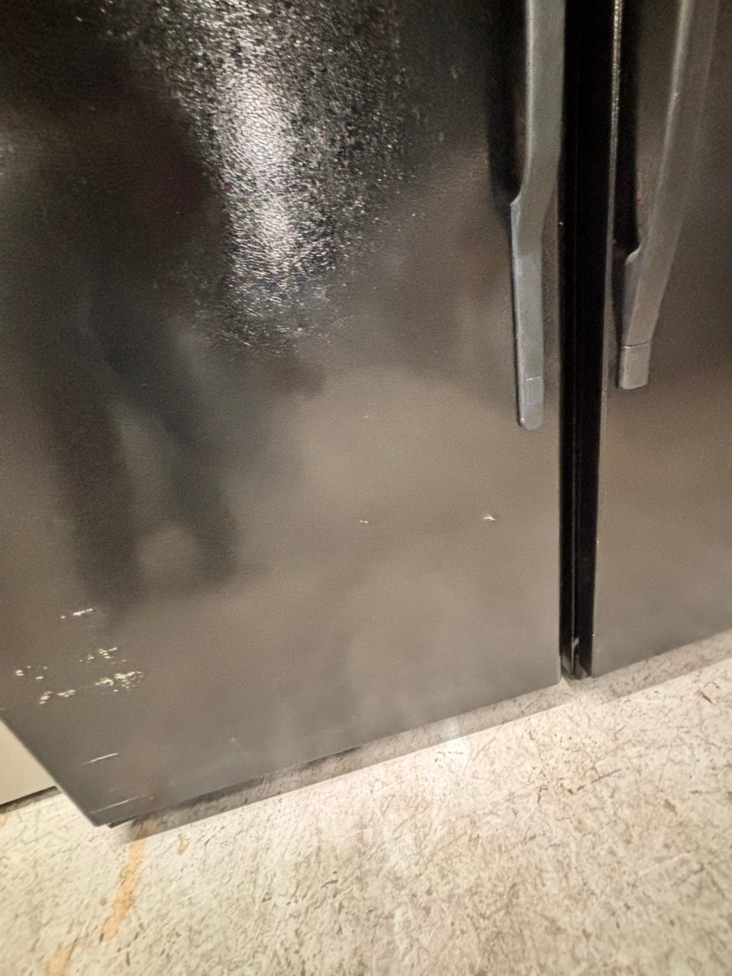 >GE  33” Top freezer fridge   With ice maker inside ,black  used-refurbished #RG21QB