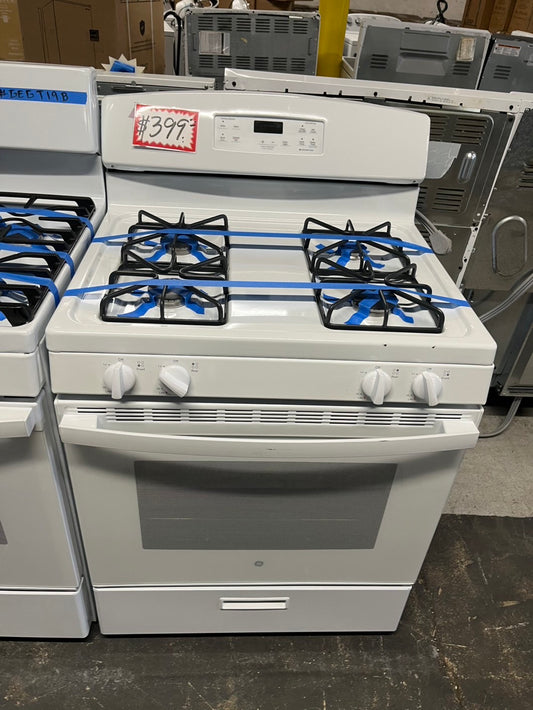 =GE Gas range 4 burner bake broil Hi/Lo self clean in white used-Refurbished 30” #GERG12B