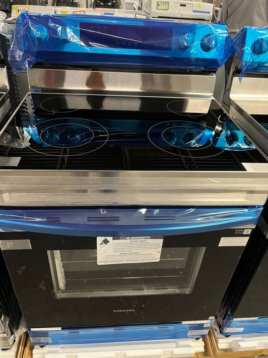 Open Box | Scratch & Dent Samsung 30-in Glass Top 4 burners 6.3-cu ft Freestanding Electric Range stainless steel 30” #SMEL66B