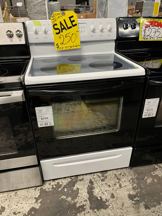Frigidaire electric 220v range 5 burner warmer zone bake broil speed clean In black & white 30" #ER516CB