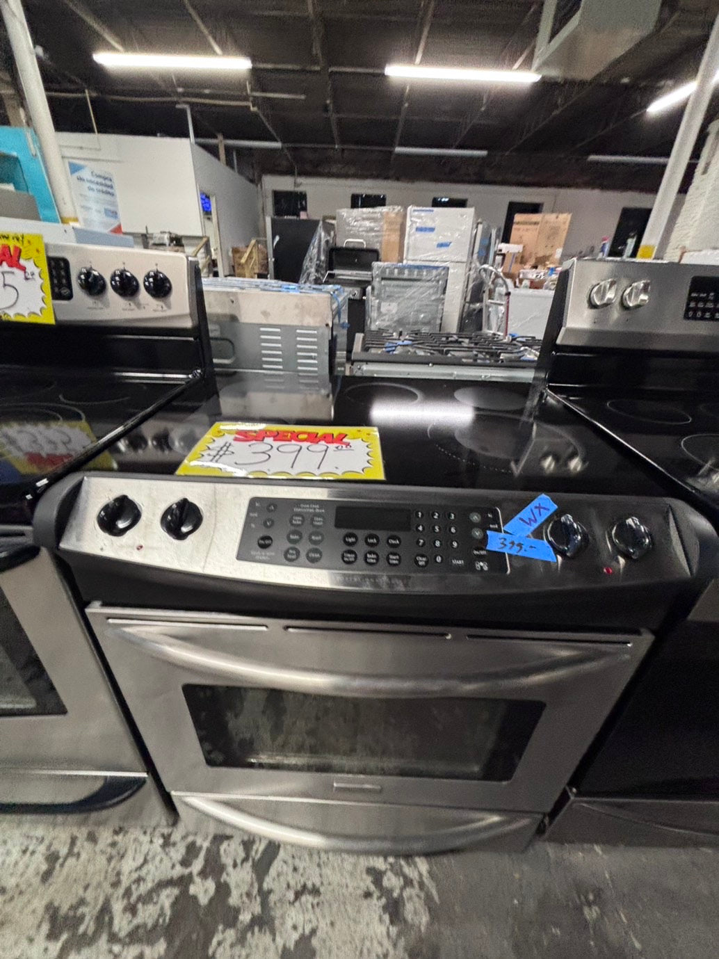 >*sale🔥Frigidaire slide in Glass top electric 220v range 5 burner warm zone bake broil self clean in stainless steel 30" used-Refurbished #ETT27B