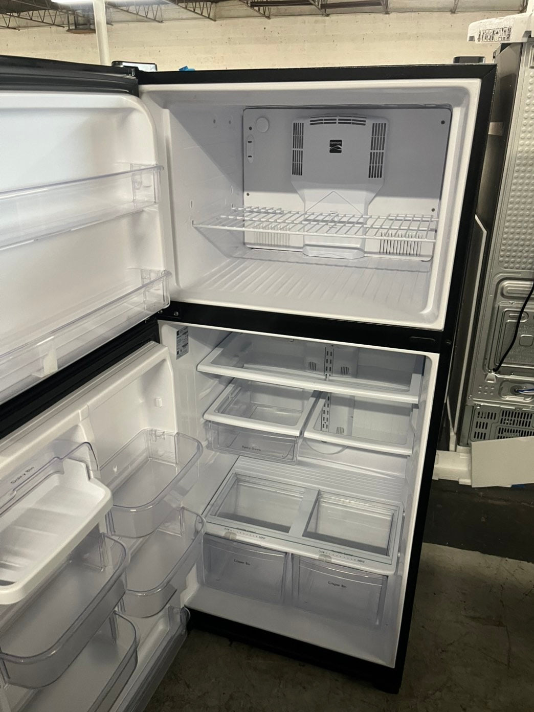 =Kenmore  30”Top freezer fridge black refurbished #RFKTP23B