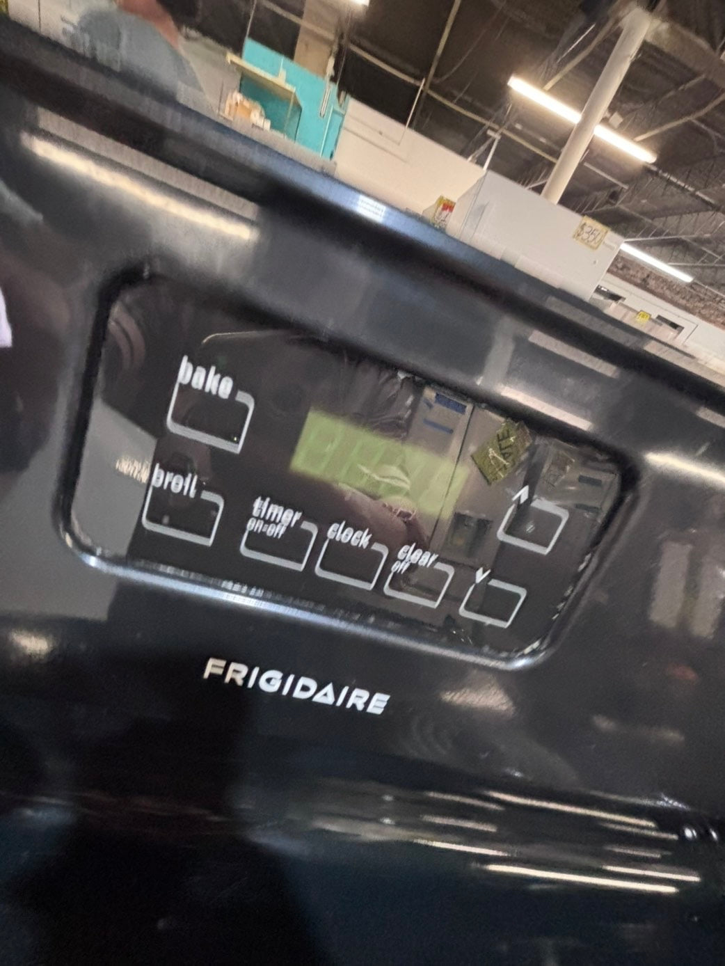 >*frigidaire black  electric coil top range coil 220v bake /Broil 4 burner used-Refurbished  great condition 30" #FBF55B