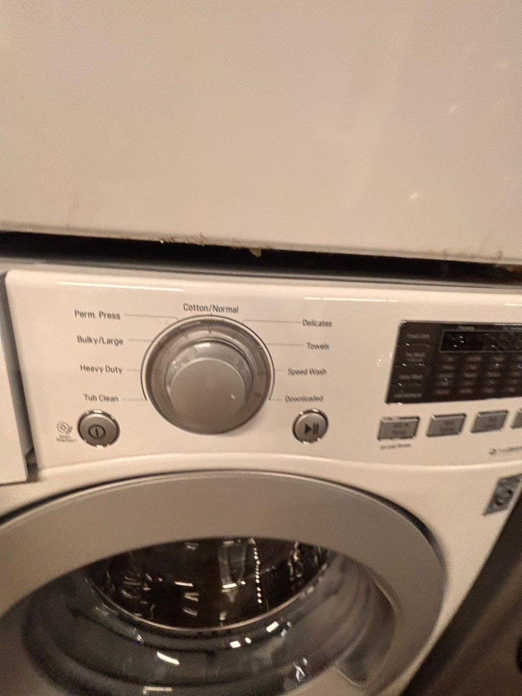 >* special🎉LG washer & dryer set electric 220v front load stackable or side by side - sensor dry in white  #WQ115SET