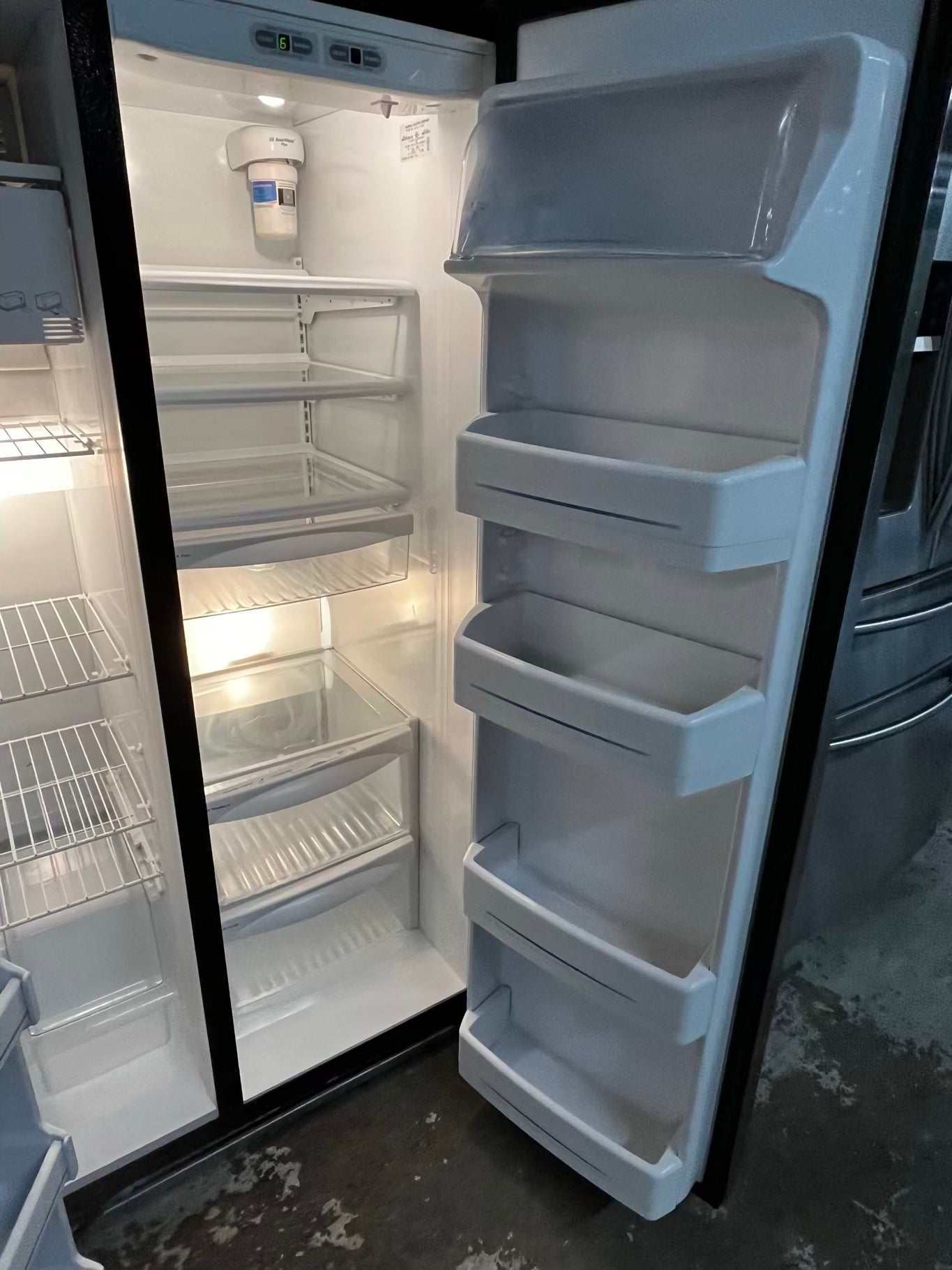 * 🎉 Black Friday ⚡️ GE side by side Refrigerator stainless steel w/ice water dispenser 33” #RF79334B