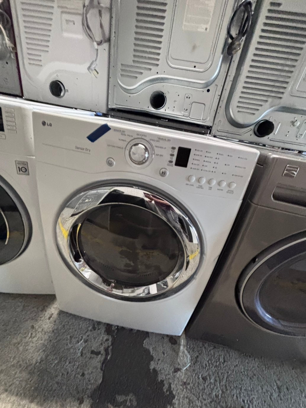 >*July 4th sale 🔥🇺🇸 LG sensor Dry front load stackable electric 220v dryer in white  color used-refurbished 27" #DS155NB