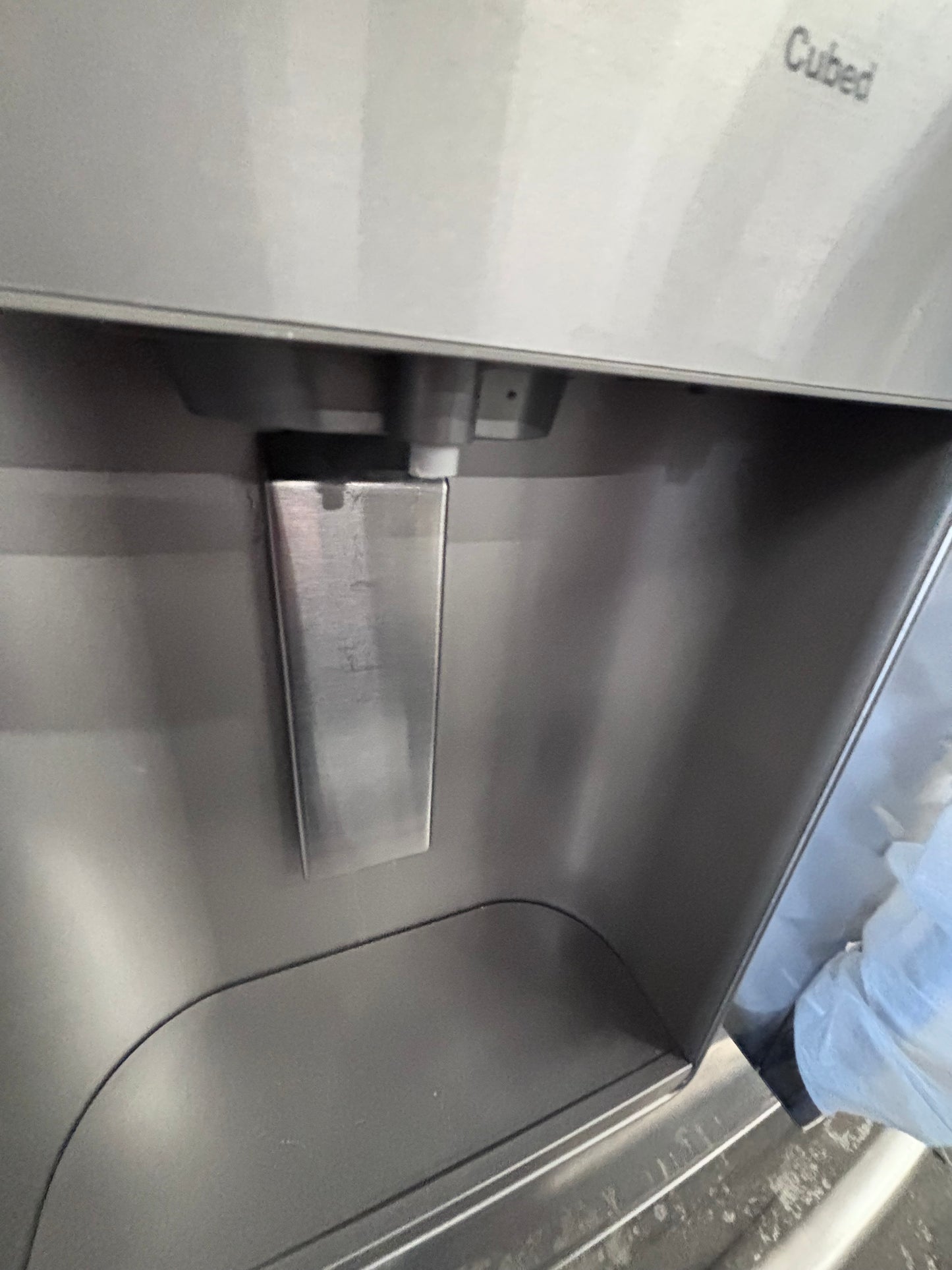 >>Used great condition used-Refurbished GE 36”w x69h x 29.1/5 depth refrigerator stainless steel w/ice & water dispenser 36 “ #FDF29U3B