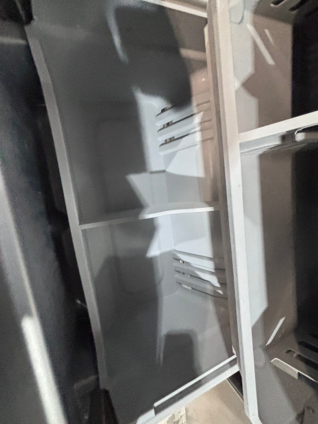 >*kitchen Aid French door Refrigerator counter depth stainless steel w/ ice water dispenser great condition 36"    (👀missing shelf on the door)  used-refurbished #KAF1424B