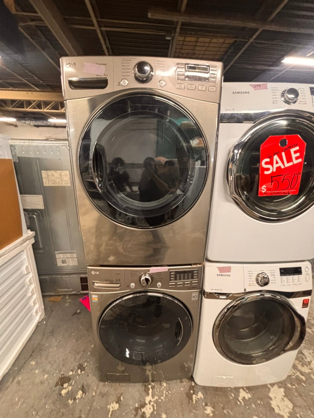 >*Used-great conditions refurbished LG steam washer 4.5cu ft & electric steam dryer 7.5 cu ft large capacity set electric 220v front load stackable or side by side - sensor dry He in silver-gray  #WR15SET