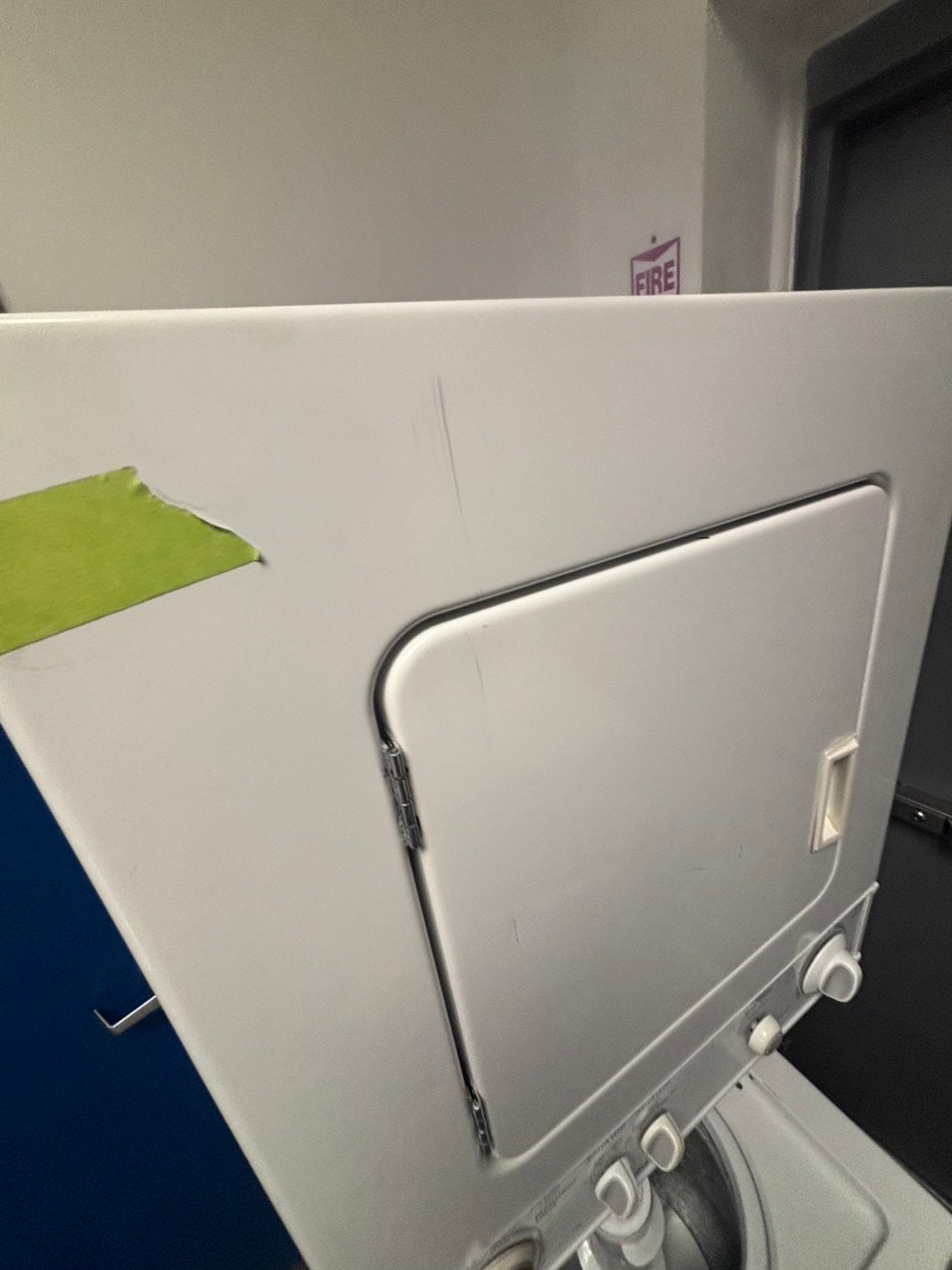 >Kenmore stacked laundry center Electric 220v washer & dryer set used -in white 24" #LC811L