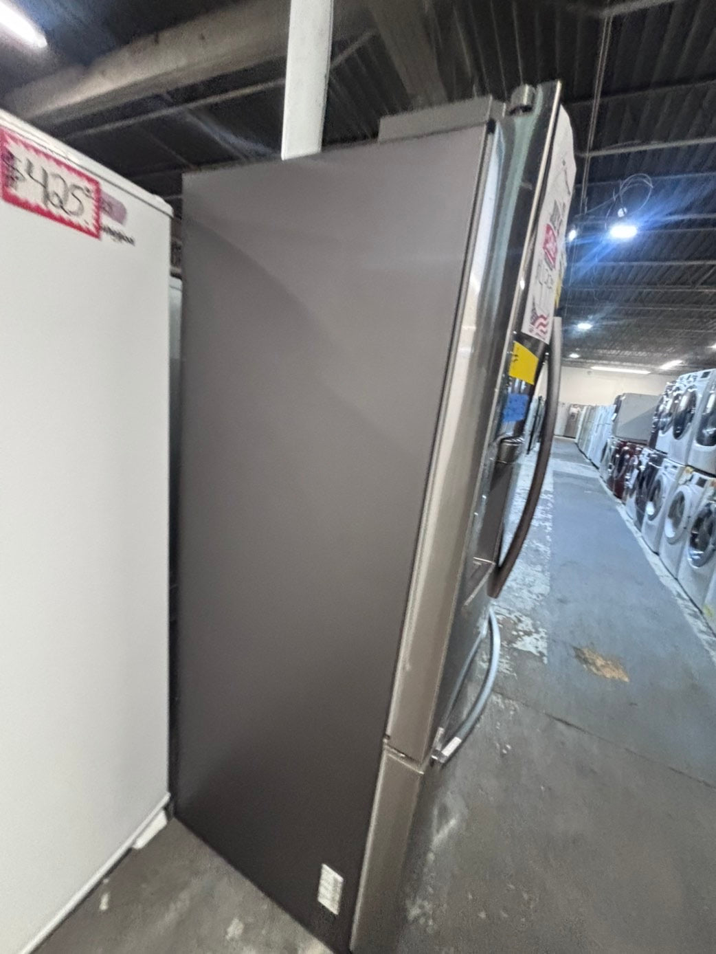 >*36”samsung counter depth French doors  fridge  stainless steel (ice maker  doesn’t work) only water 💦 dispenser works !doesn’t affect on the others functions. 36” #SA24WWB