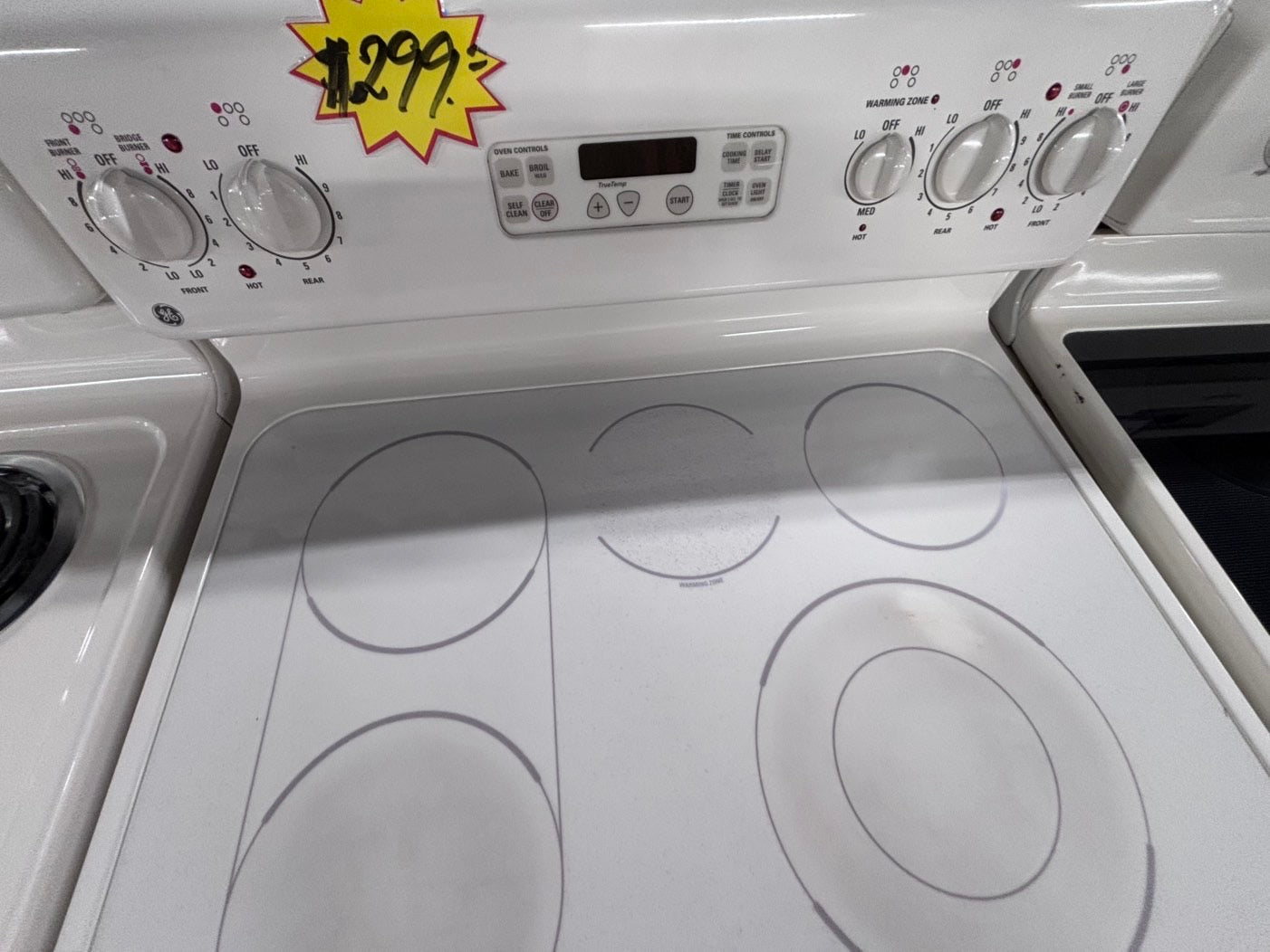 >GE Glass Top electric stove off white bake broil 4 burner warn zone Refurbished#ELR5TB