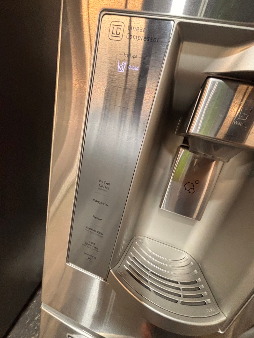 >*LG 33”wide 33” doors French door Refrigerator 33w x 69h x29 1/2depth. /stainless steel w/ ice water dispenser 33" #RLGH38B